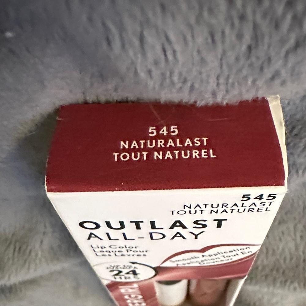 COVERGIRL Outlast All-Day Lip Color with moisturizing topcoat (2 tubes) - Picture 4 of 4